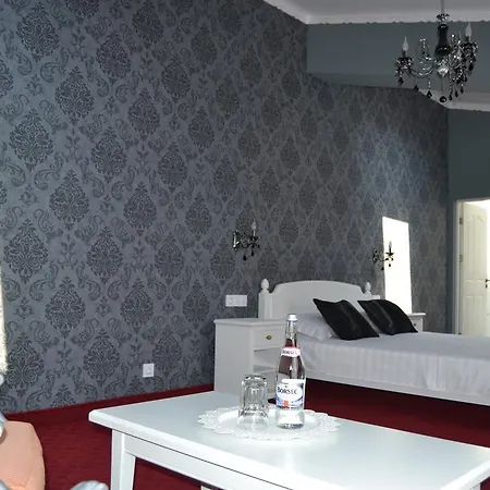 Hotell Old City Nf 4*