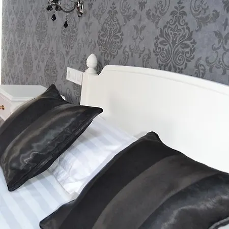 Old City Nf Hotels 4* Bucharest