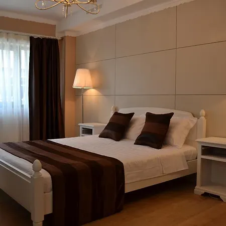 Old City Nf Hotels 4* Bucharest